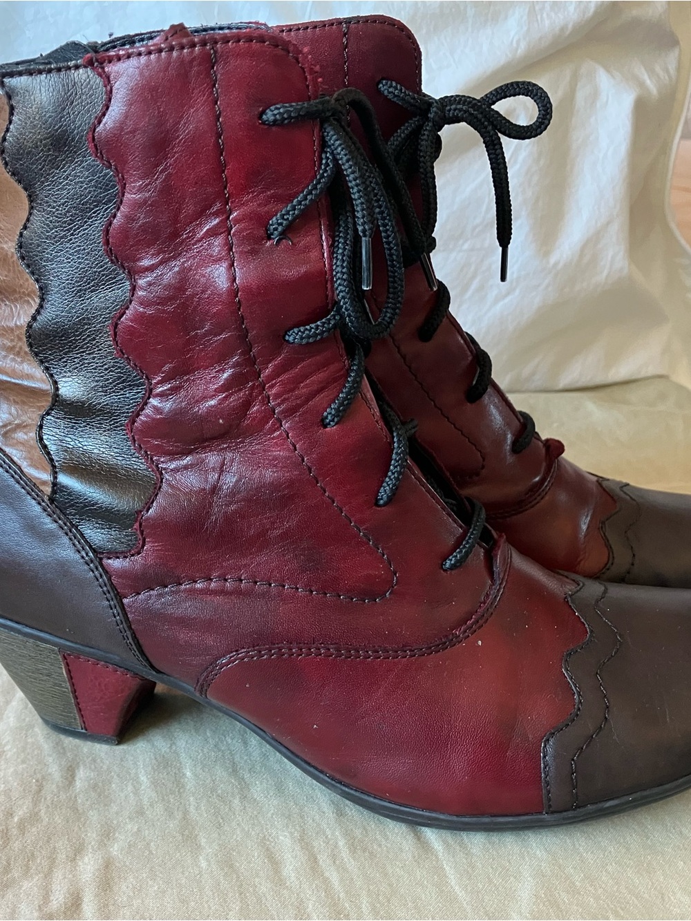 Remonte Two-Tone Burgundy and Brown Lace-Up Leather Ankle Boots